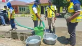 Kementerian PU Salurkan Bantuan 8.000 Liter Air Bersih di Desa Dodaga, Halmahera Timur