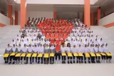 Aksi Paper Mob Siswa Sekolah Rakyat Sulawesi Selatan Sambut Kunjungan Mensos Gus Ipul
