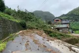 Longsor di Nagano Jepang Akibatkan 390 Orang Terisolasi di Kawasan Wisata