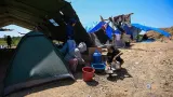 Krisis Logistik Pascagempa NTT, Ratusan Pengungsi di Posko Satar Kampas Kekurangan Bahan Pangan dan Air Bersih